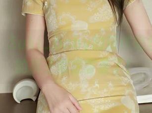 秀人网 – Suki_baby的新作黑丝：你穿的裤子都想害羞了！
