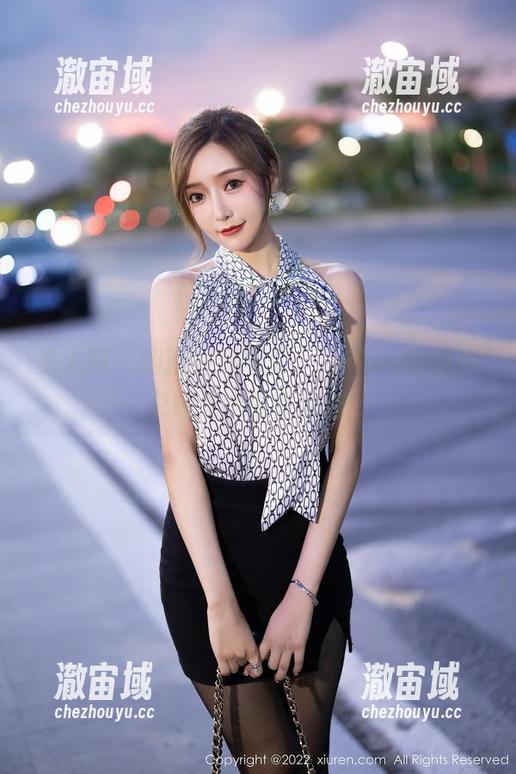 秀人网-乔伊joy 秀人网 - 翻新的双马尾,乔伊joy的图片总能让我停留太久!