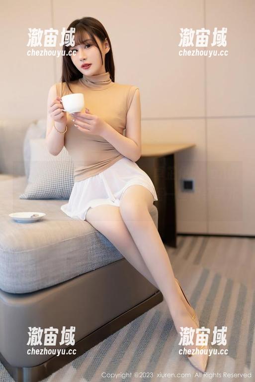 秀人网 - 原图里的悠闲，卓芷伊EricA的瑜伽，渴望舒展时顺便抖落一些闲杂事儿。