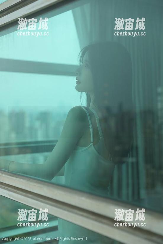 秀人网-龙泽美曦 秀人网 - 偷偷说,龙泽美曦泳池资源那点小心思,怎么看都透着一丝玩味