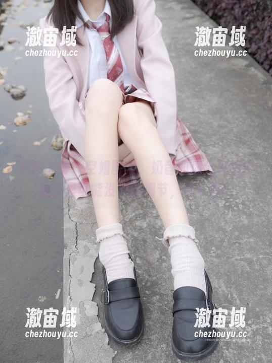 紧急企划 - 空姐图集，奶昔和你分享那些航班里可能没有的细节，快下载！