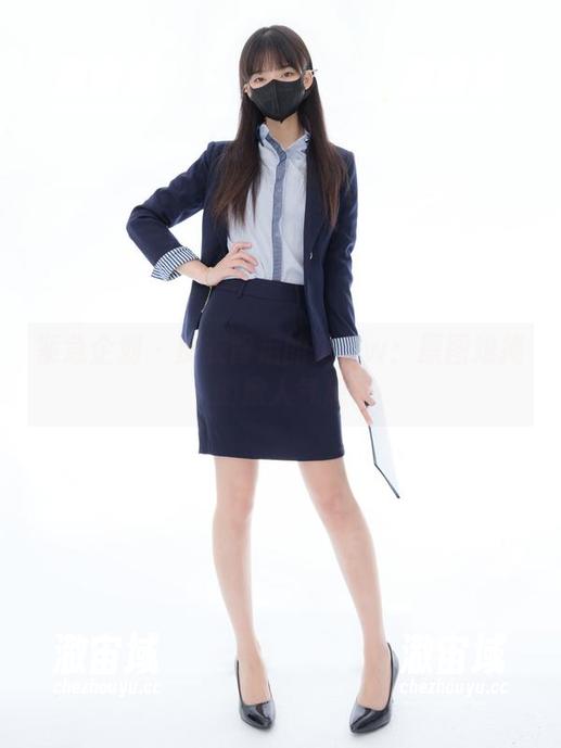 紧急企划 - 皮衣背后的见希w：原图难掩的撩人气息