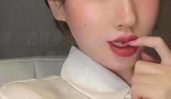 微密圈 – 白衬衫突围，紫色哒豚豚全套怎么都那么沁人心脾？
