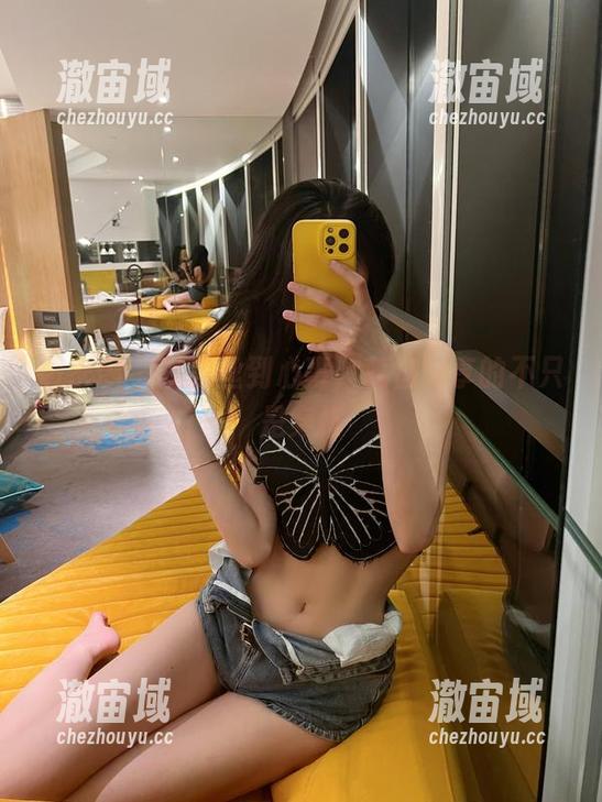葛征 微密圈 - 从黑丝到心事,葛征分享的不只是穿搭