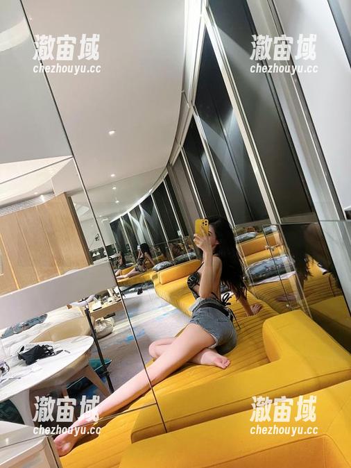 微密圈 - 如何定义无圣光下的温柔？这张葛征的写真也许能给你提示
