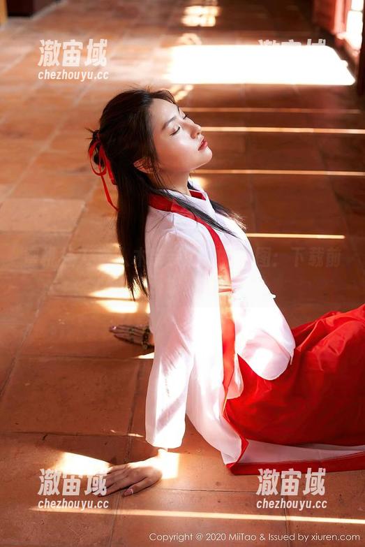 蜜桃社-木奈奈 蜜桃社 - 潜入木奈奈的自拍套图:下载前请先系好安全带!