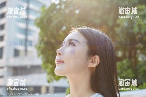 蜜桃社 - 露西Lucy日常的那几张，空灵的光影，一种别样的图册