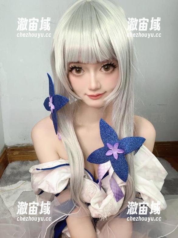 调皮学妹套图：趴趴捣蛋陌的视觉小把戏