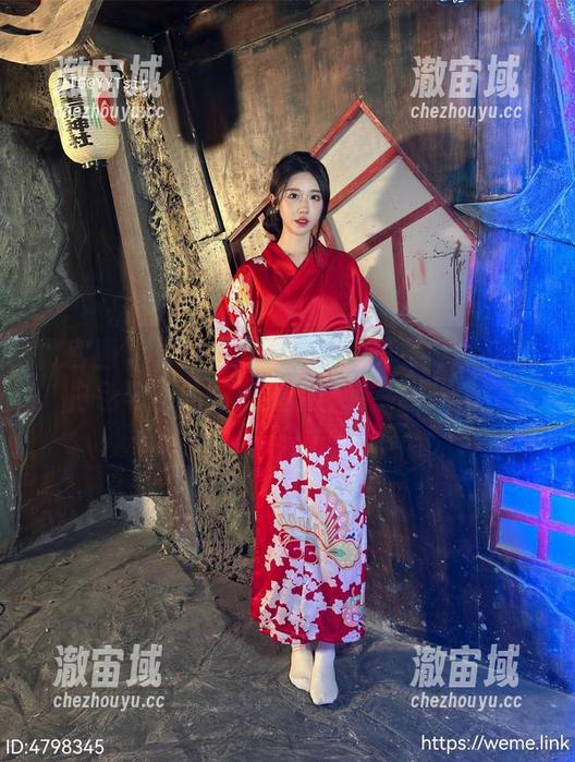 轩子巨二兔 微密圈 - 开箱圣诞袜!当轩子巨二兔穿上白色马油袜时,资源已经被抢光了!