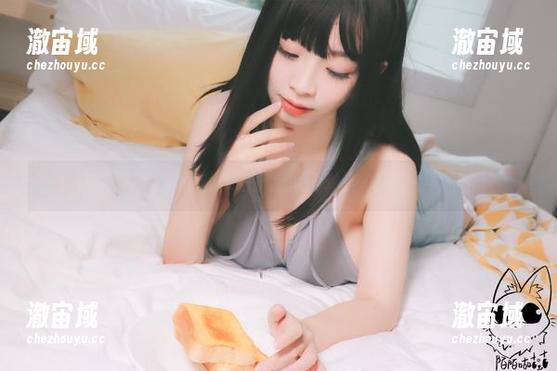 陌陌咕咕咕带来的黑暗护士写真：连心事都要打针？