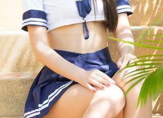 青豆客 – 当学妹变成偶像，莫雅淇的图包让人恍若在课堂边缘游走